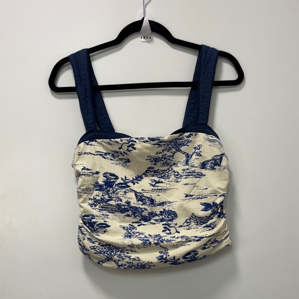 FREE PEOPLE BLUE AND CREAM PATTERNED TOP
